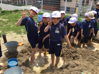 ２年１組_ずこう_佐藤　純子_砂と土_1