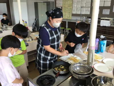 2年1組_せいかつ_佐藤　純子_ポテチパーティー_10